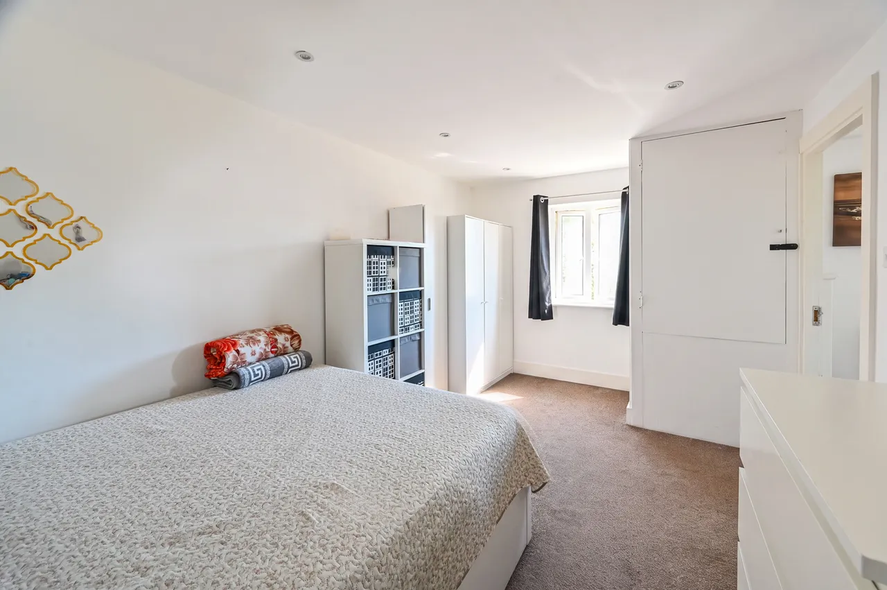 14 Wine Close, London, photo 4