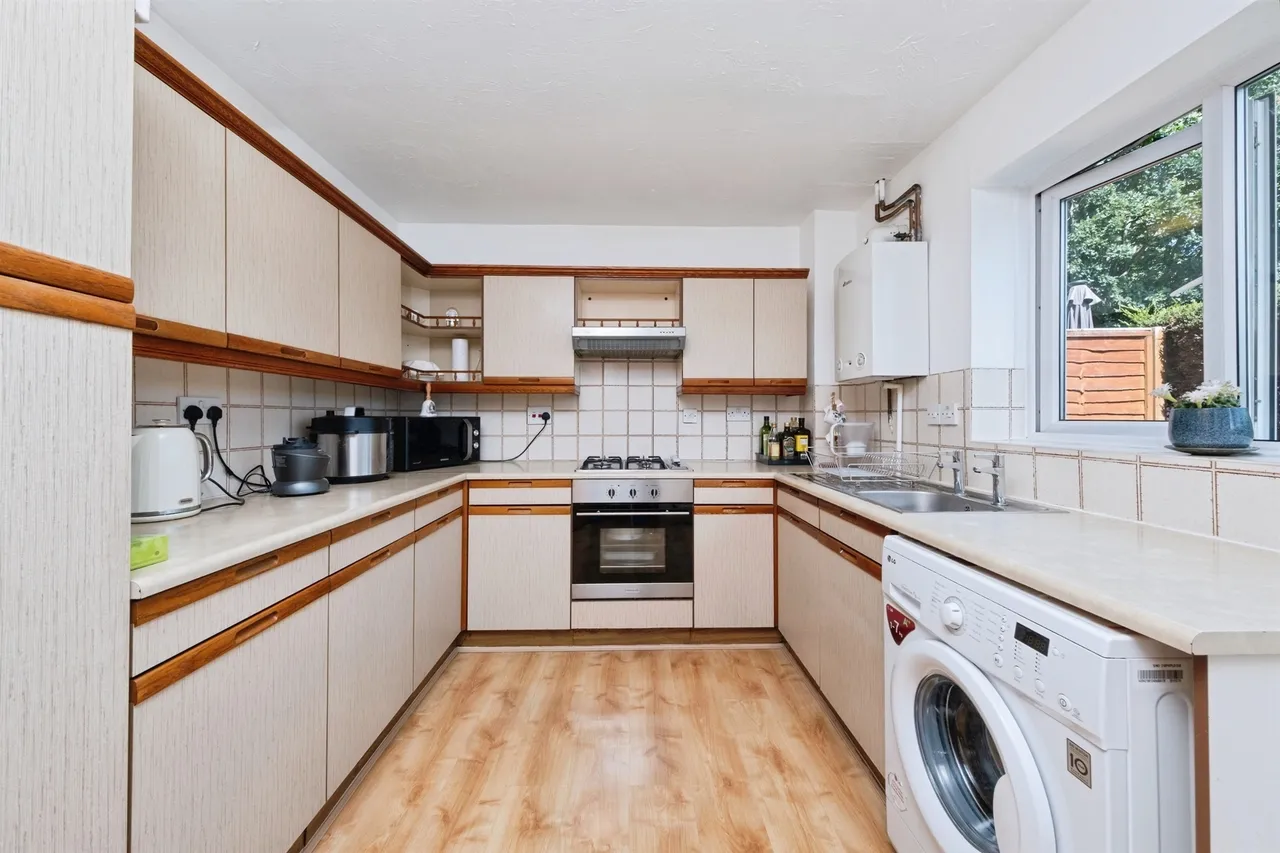 Friary Gardens, Newport Pagnell, MK16, photo 4