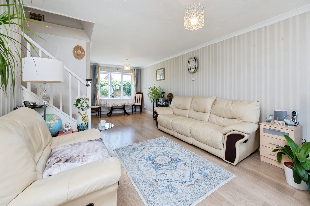 Friary Gardens, Newport Pagnell, MK16, photo 3