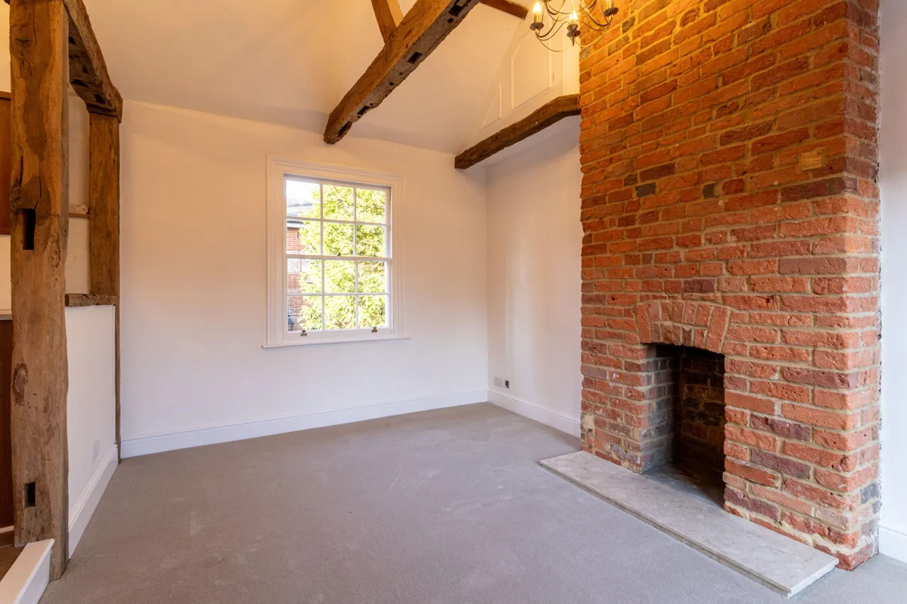 Bank House High Street, Hartley Wintney, Hook, RG27 8NZ, photo 2