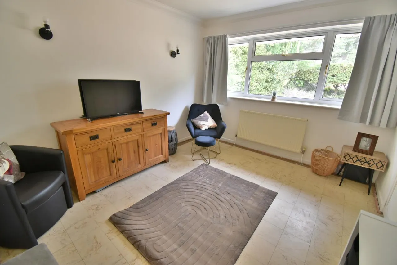Apple Tree Grove, BH22, photo 11
