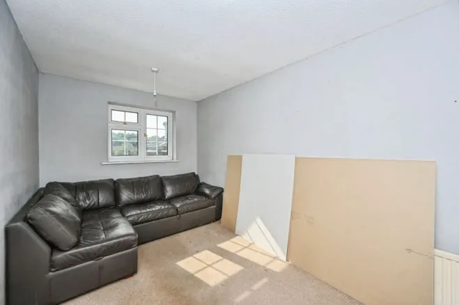 Farnsfield, Wigan, WN1, photo 13