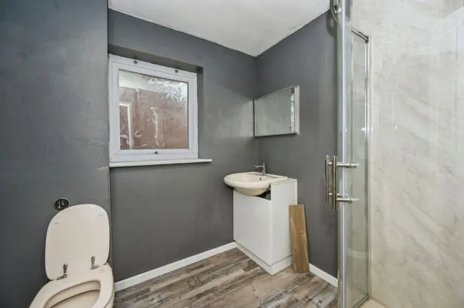 Farnsfield, Wigan, WN1, photo 17