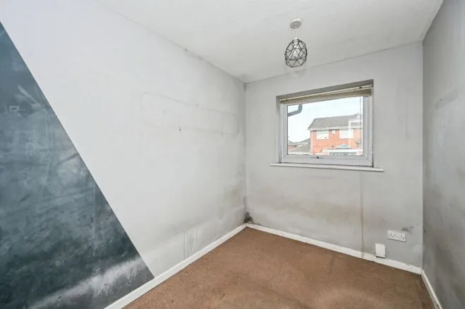 Farnsfield, Wigan, WN1, photo 14