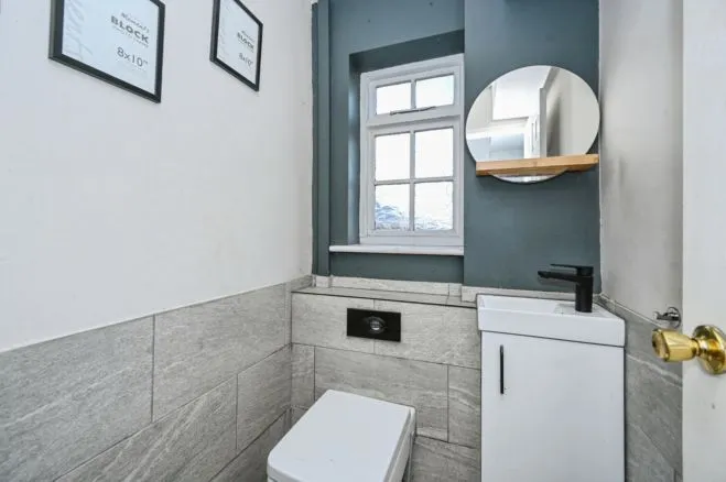 Farnsfield, Wigan, WN1, photo 11