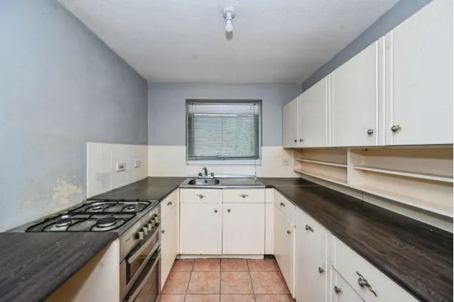 Farnsfield, Wigan, WN1, photo 8