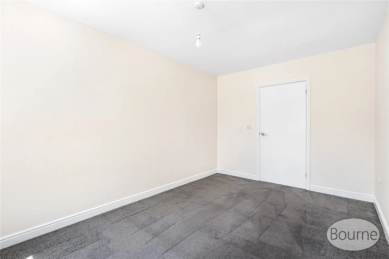 Woodlands Close, Guildford, GU1, photo 11