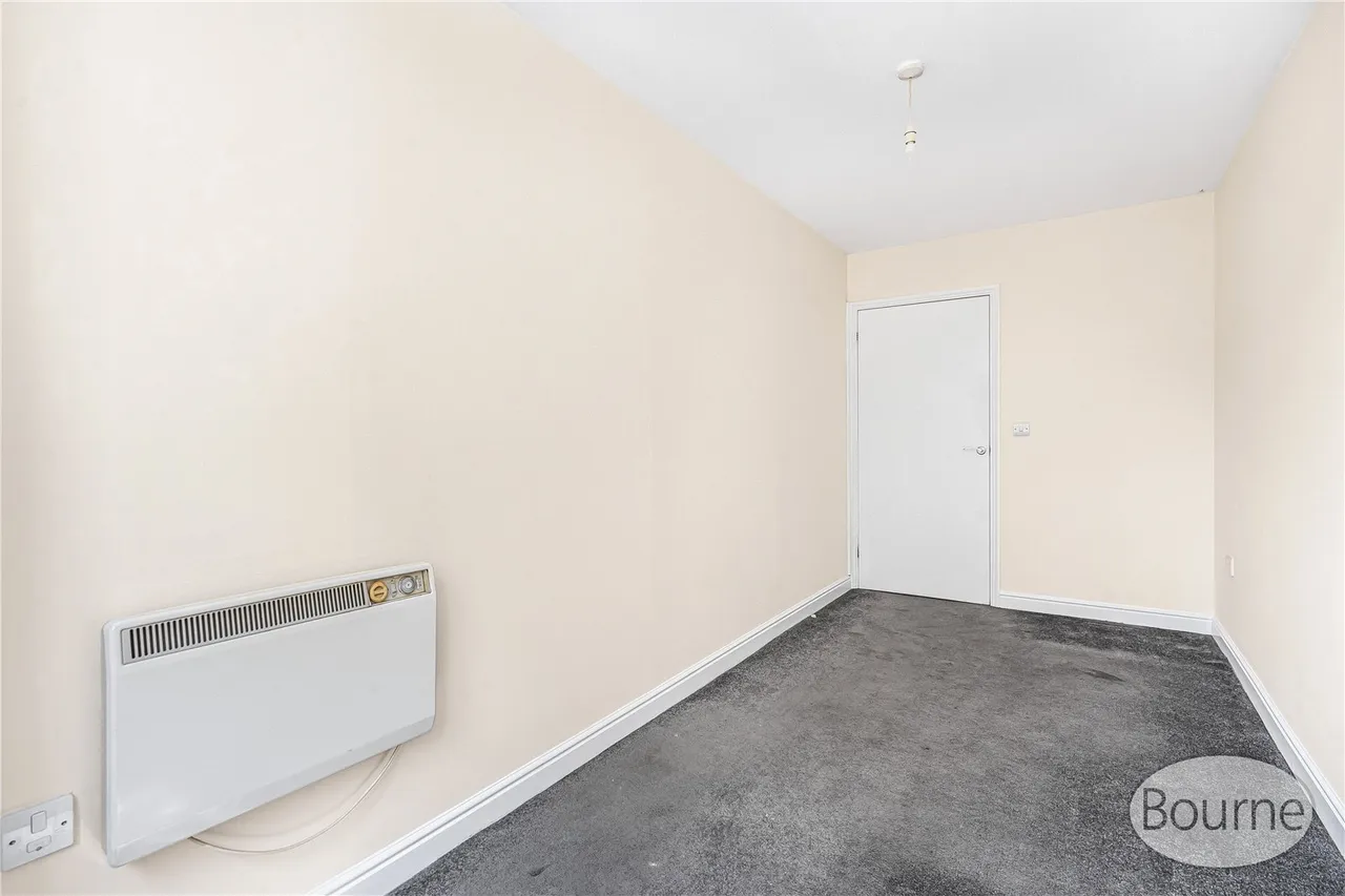 Woodlands Close, Guildford, GU1, photo 14