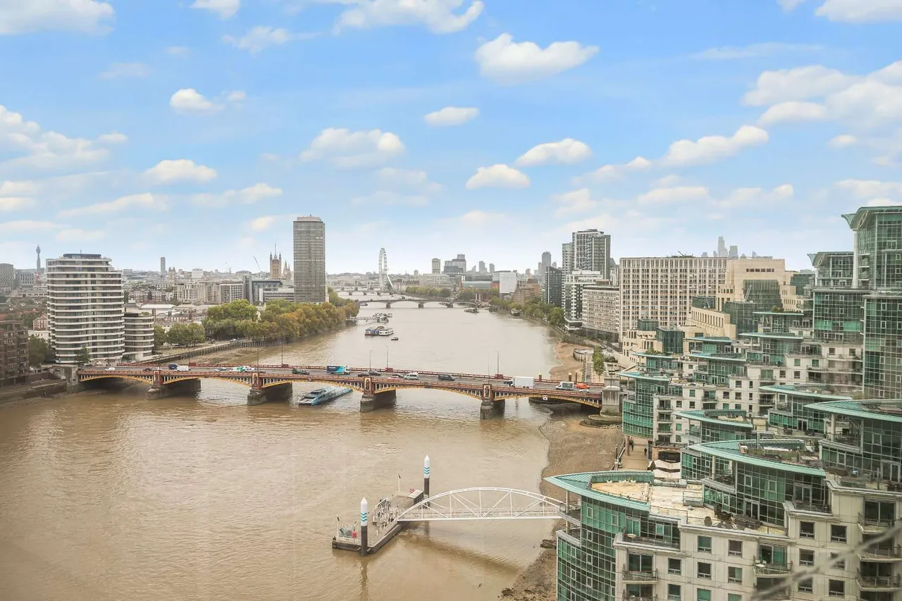 St. George Wharf, London, SW8, photo 14