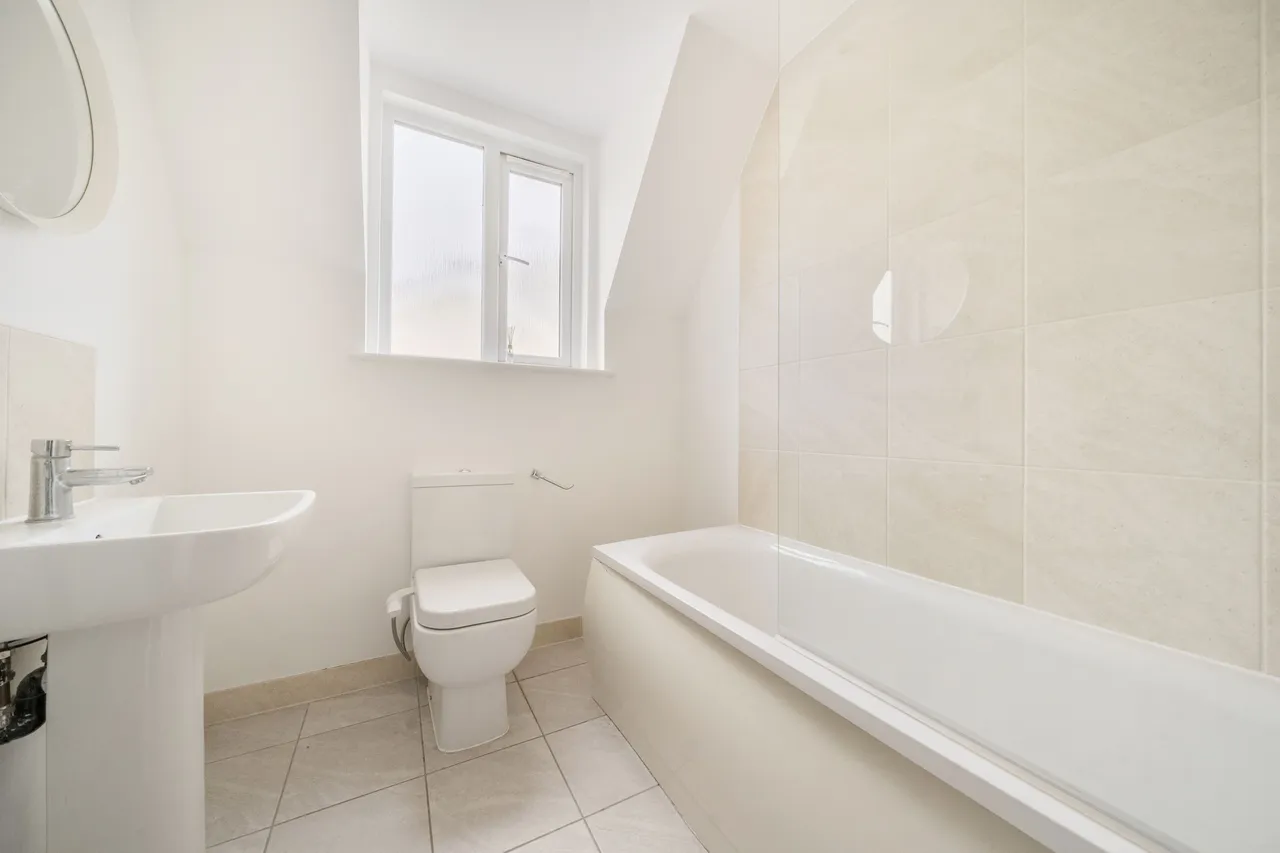 Hampton, TW12, photo 9