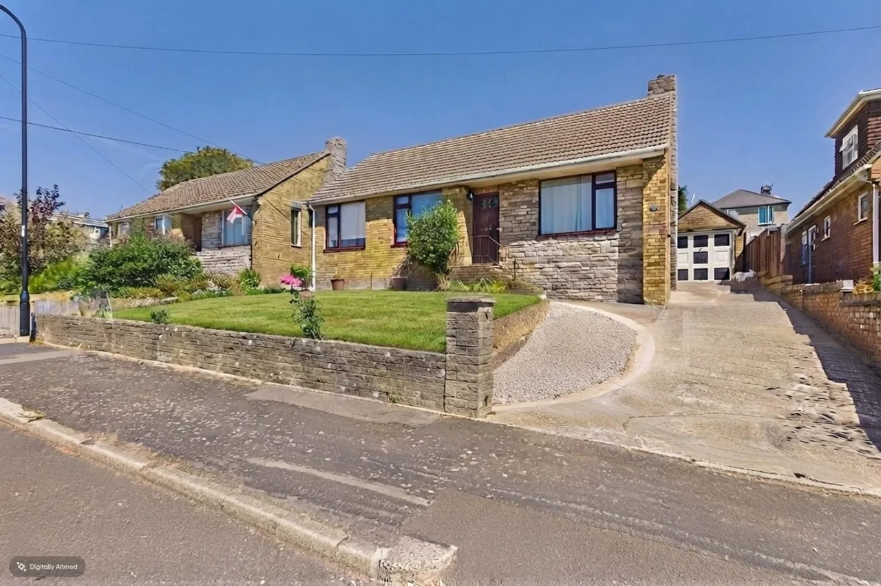 3 bed house for sale — Solent Avenue, Southampton