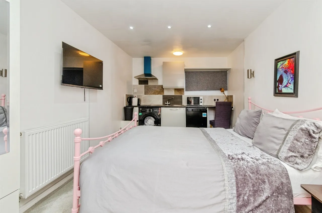 Bagwall Crescent, Wednesbury, photo 12