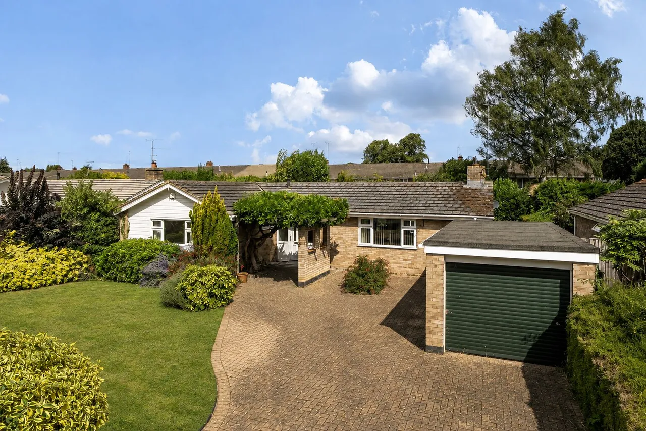 2 bed house for sale, Makins Road, Henley-on-Thames, RG9