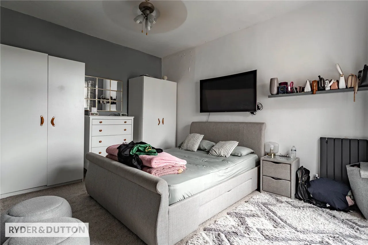 Rochdale Road, Middleton, M24, photo 16