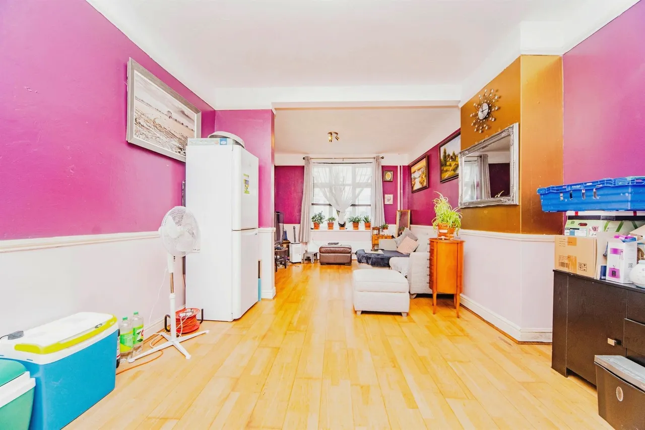 Morel Street, Barry, photo 8
