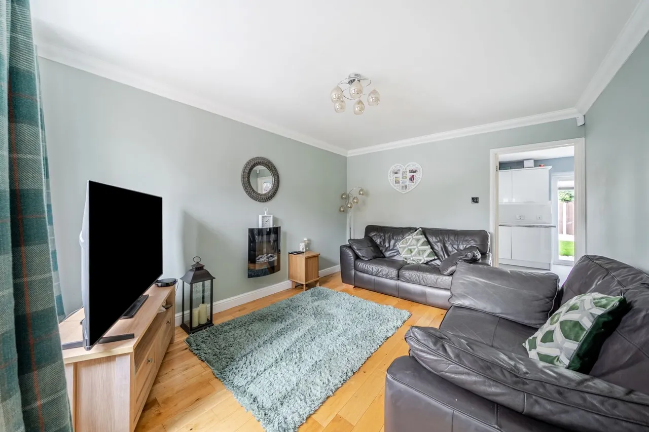Newfield Close, Barnby Dun, DN3, photo 3