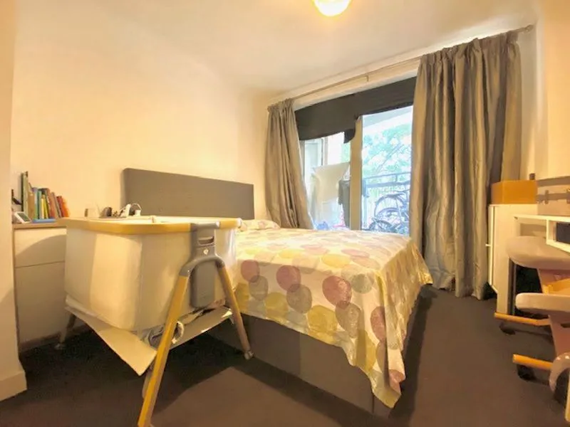 33 Westmoreland Road, London SE17 2BT, photo 3