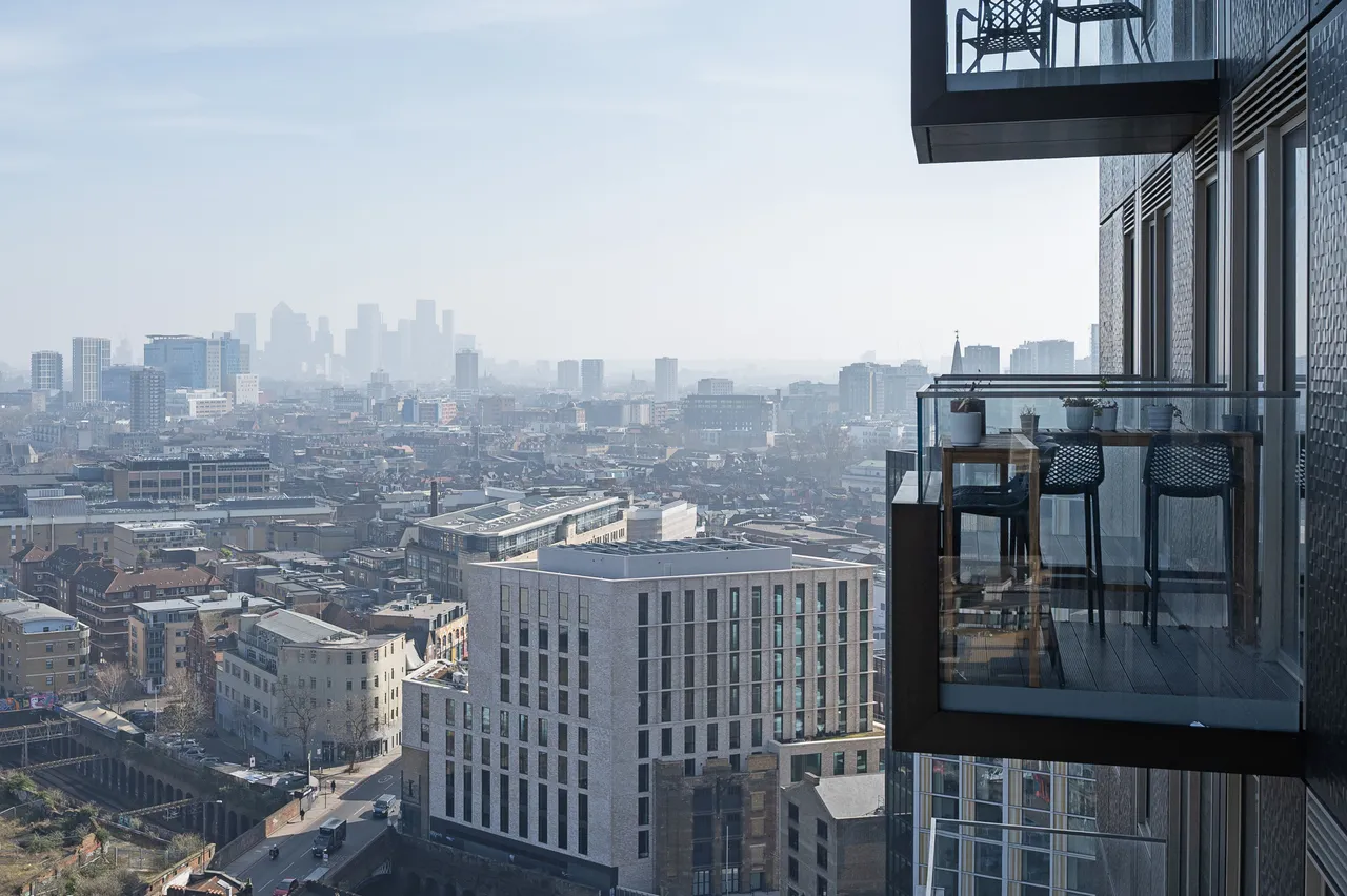 London, EC2A, photo 15