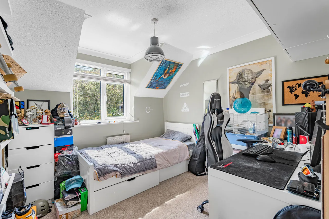 Keable Road, Wrecclesham, GU10, photo 8