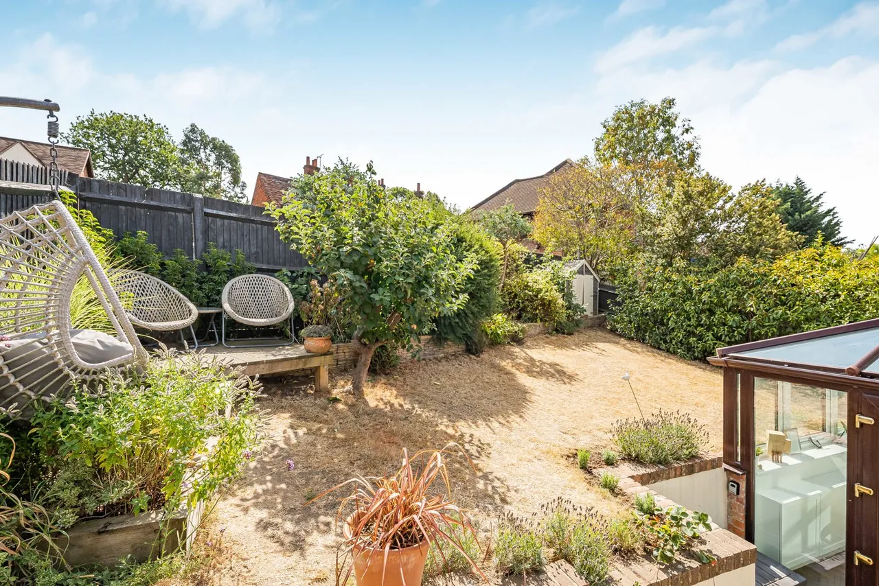 Keable Road, Wrecclesham, GU10, photo 16