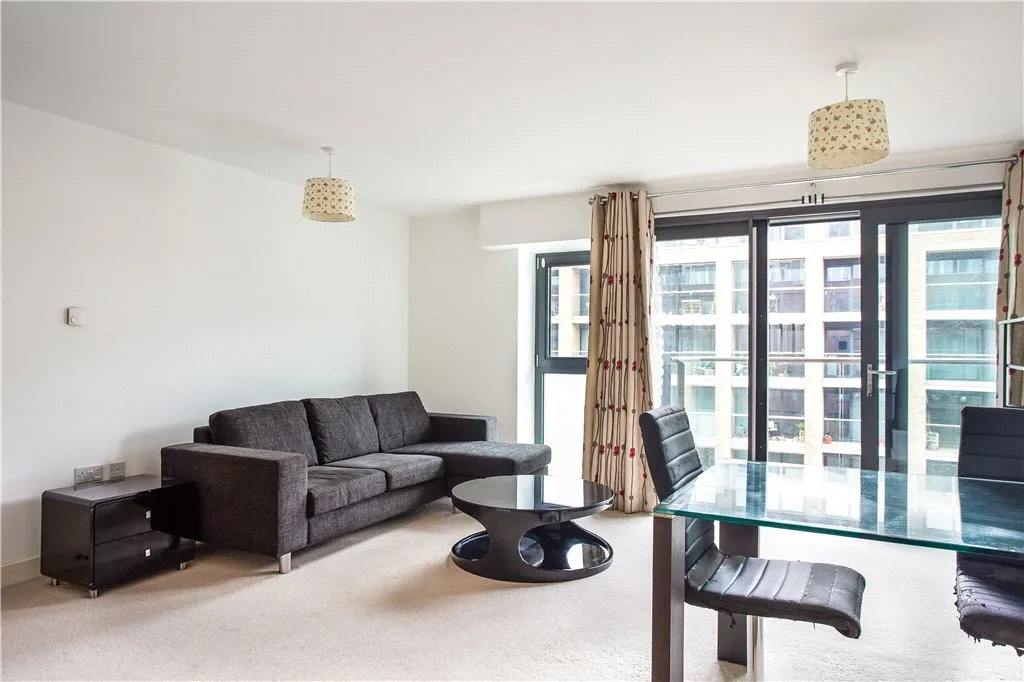 Surrey Quays Road, London, SE16, photo 16