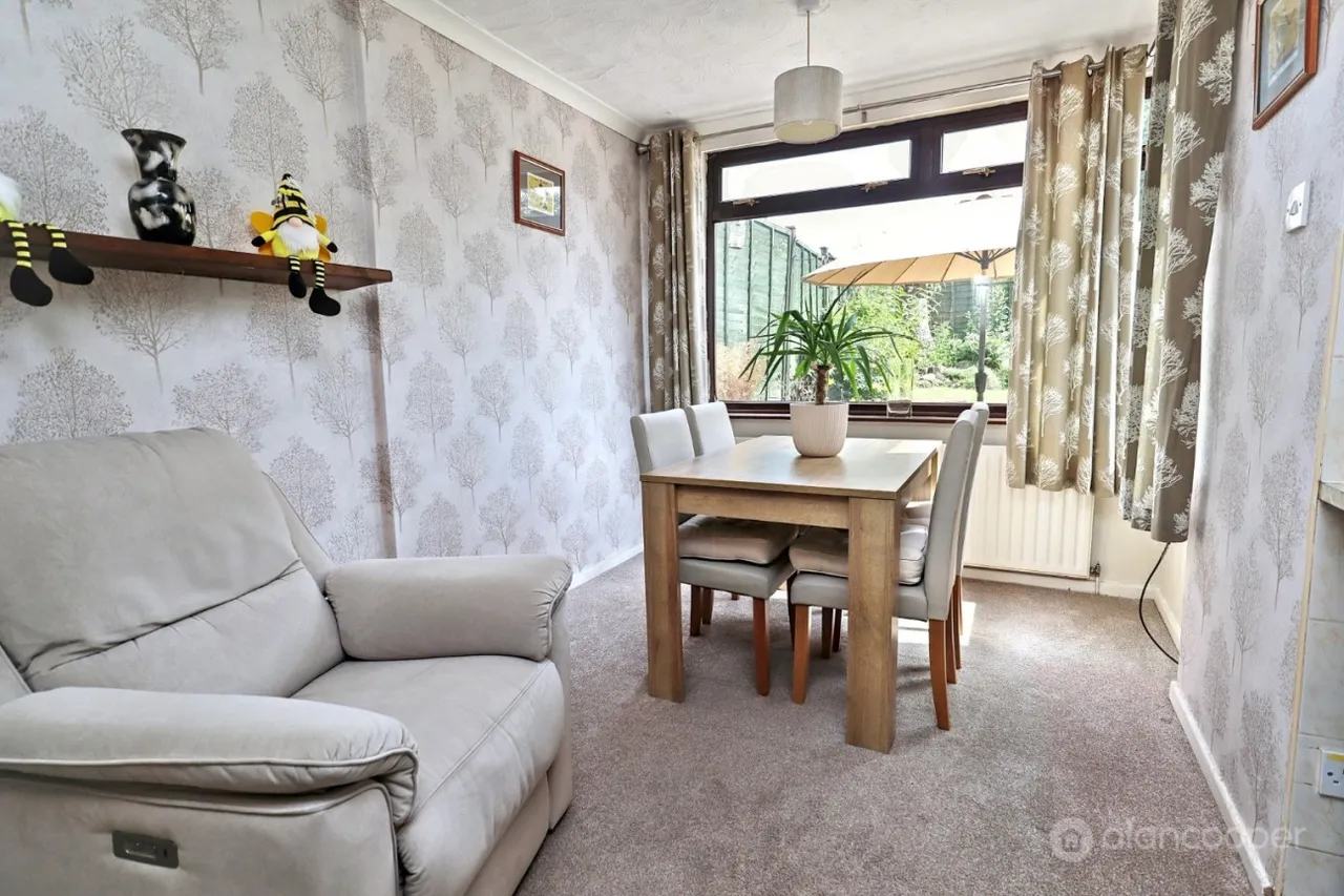 Prescelly Close, Nuneaton, CV10, photo 5