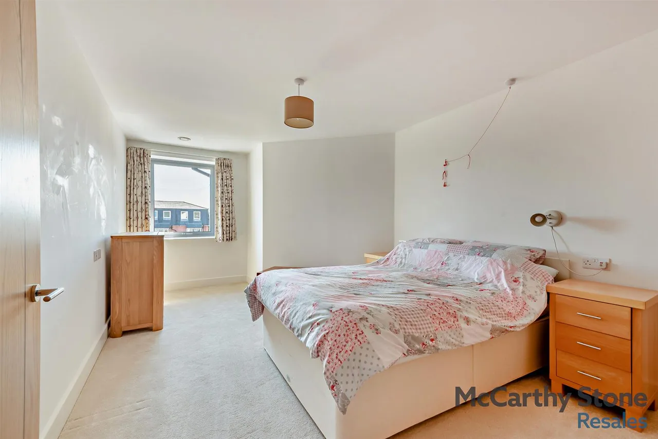 Fleet Road, Fleet, GU51, photo 9