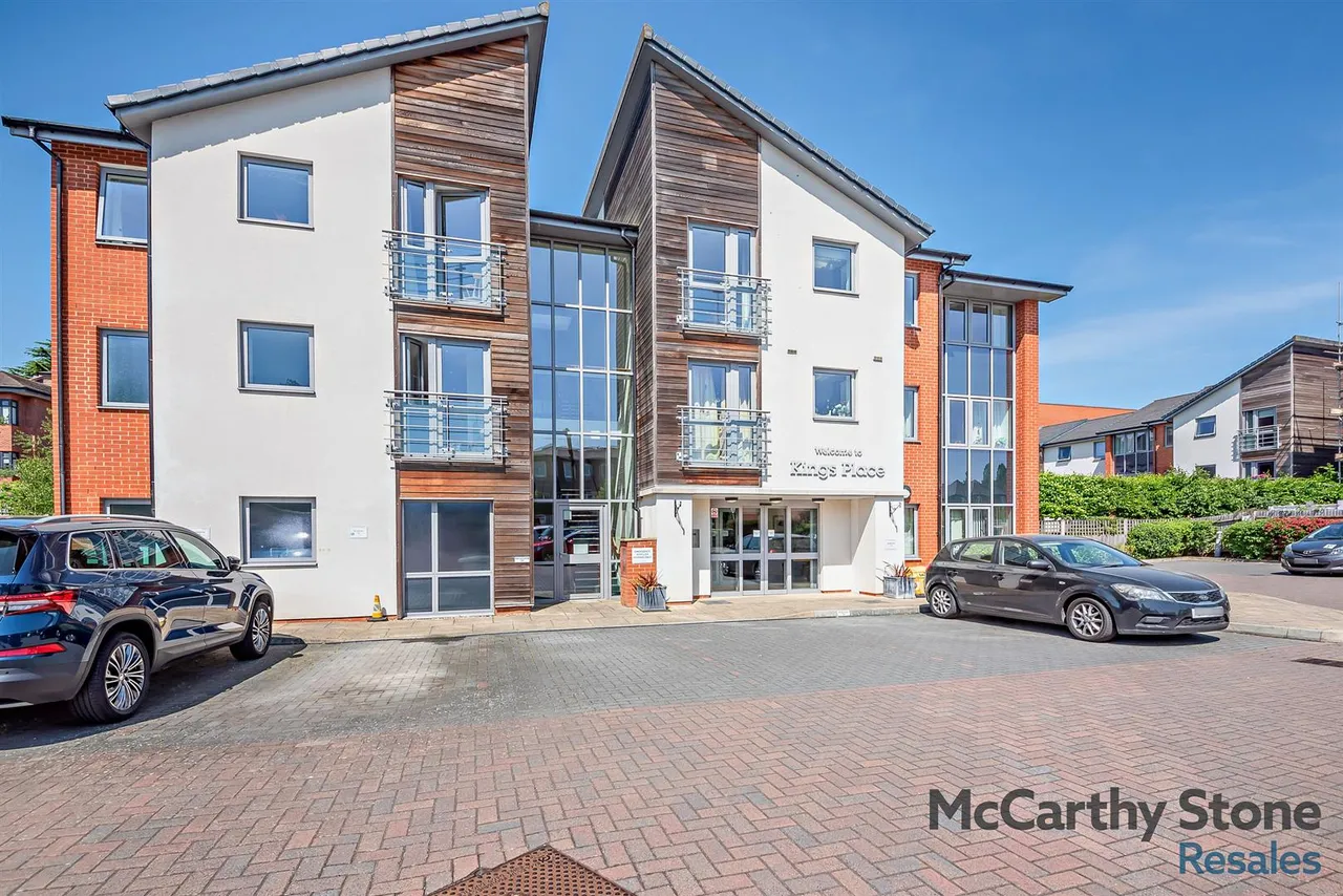 Fleet Road, Fleet, GU51, photo 35