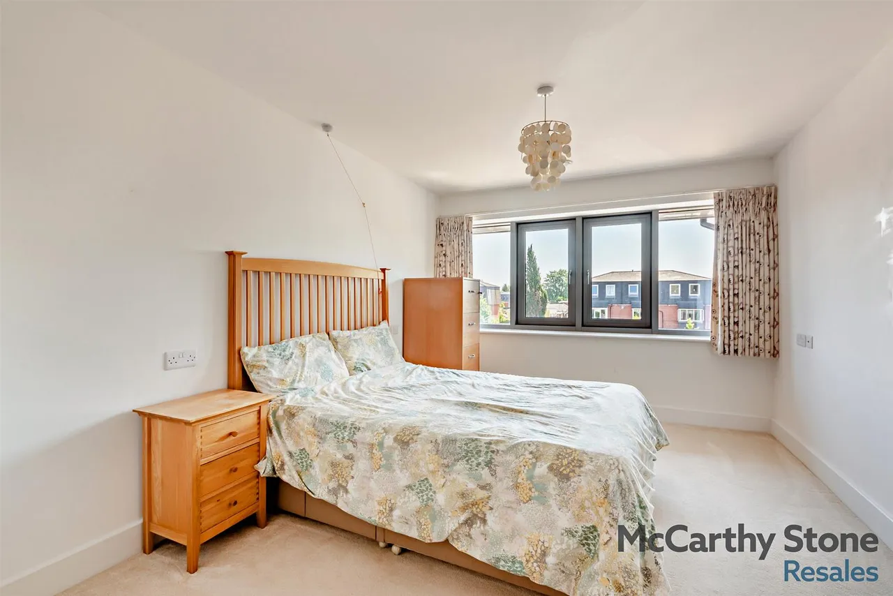 Fleet Road, Fleet, GU51, photo 15