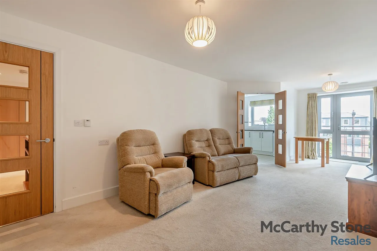 Fleet Road, Fleet, GU51, photo 17