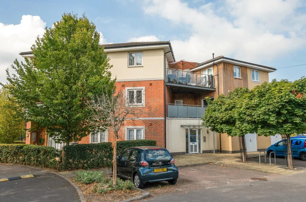 Felton Close, Netley Abbey, SO31, photo 11