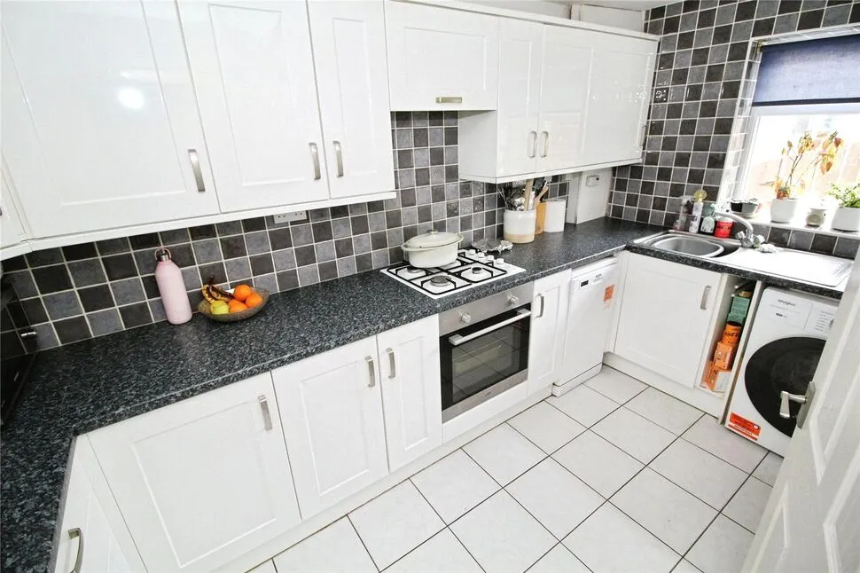 Ranworth Walk, Bedford, Bedfordshire, MK40, photo 4