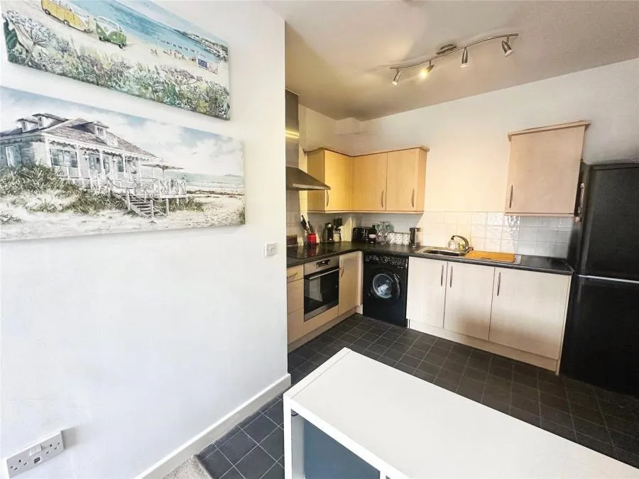 Skippetts Gardens, Basingstoke, RG21, photo 2