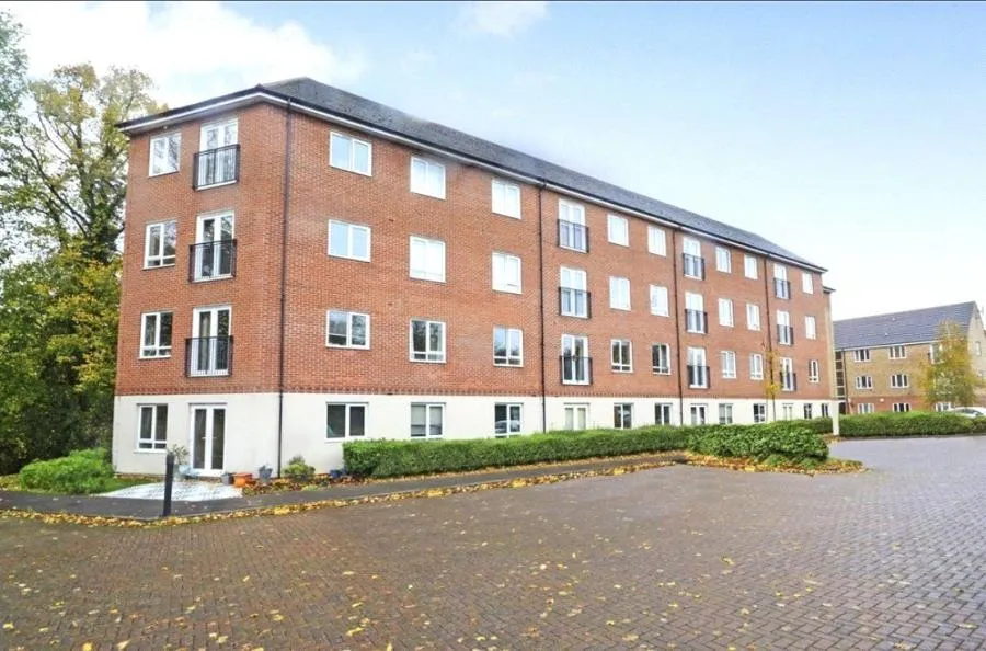 1 bed flat for sale, Skippetts Gardens, Basingstoke, RG21