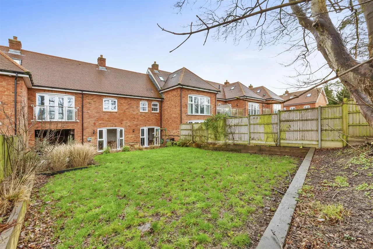 De Havilland Court, High Wycombe, HP13, photo 14