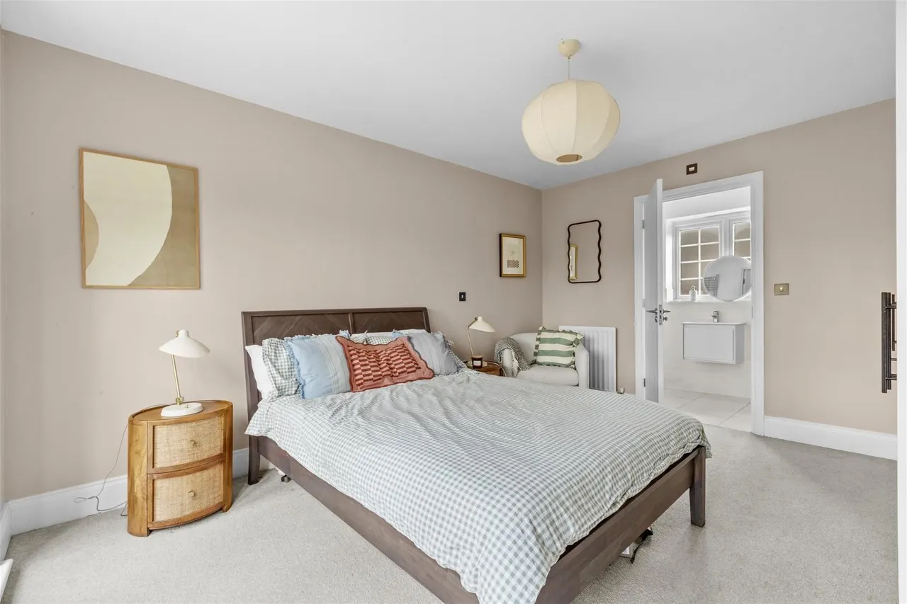 De Havilland Court, High Wycombe, HP13, photo 11