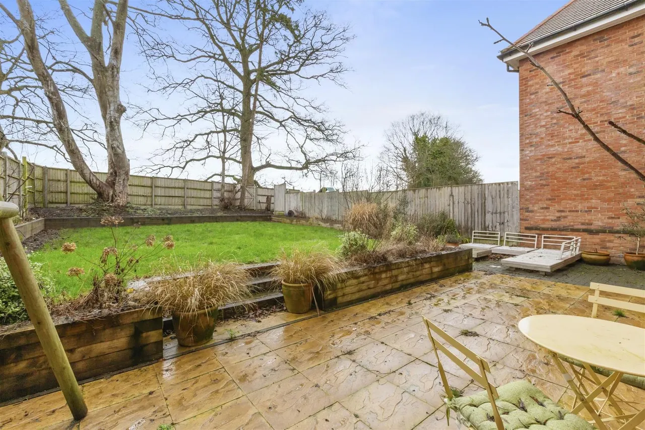 De Havilland Court, High Wycombe, HP13, photo 13