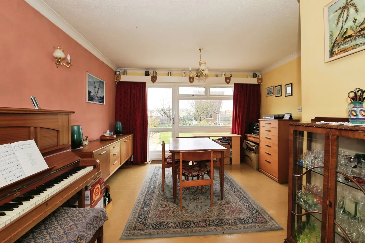Bradwell Road, Peterborough, Cambridgeshire, PE3, photo 9
