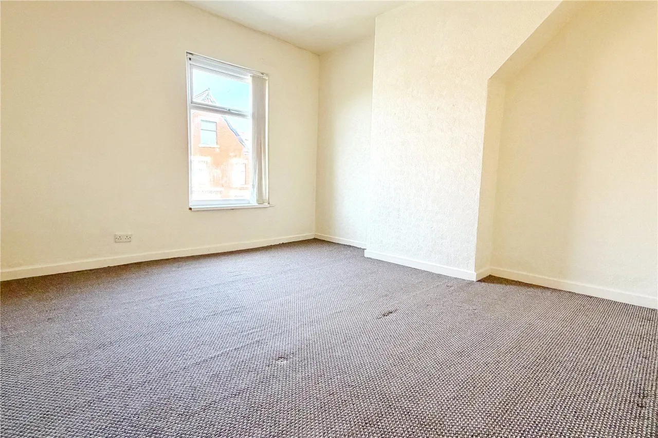 Denton Road, Audenshaw, M34, photo 7