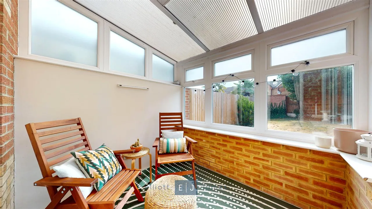 Fairmeads, Loughton, photo 10