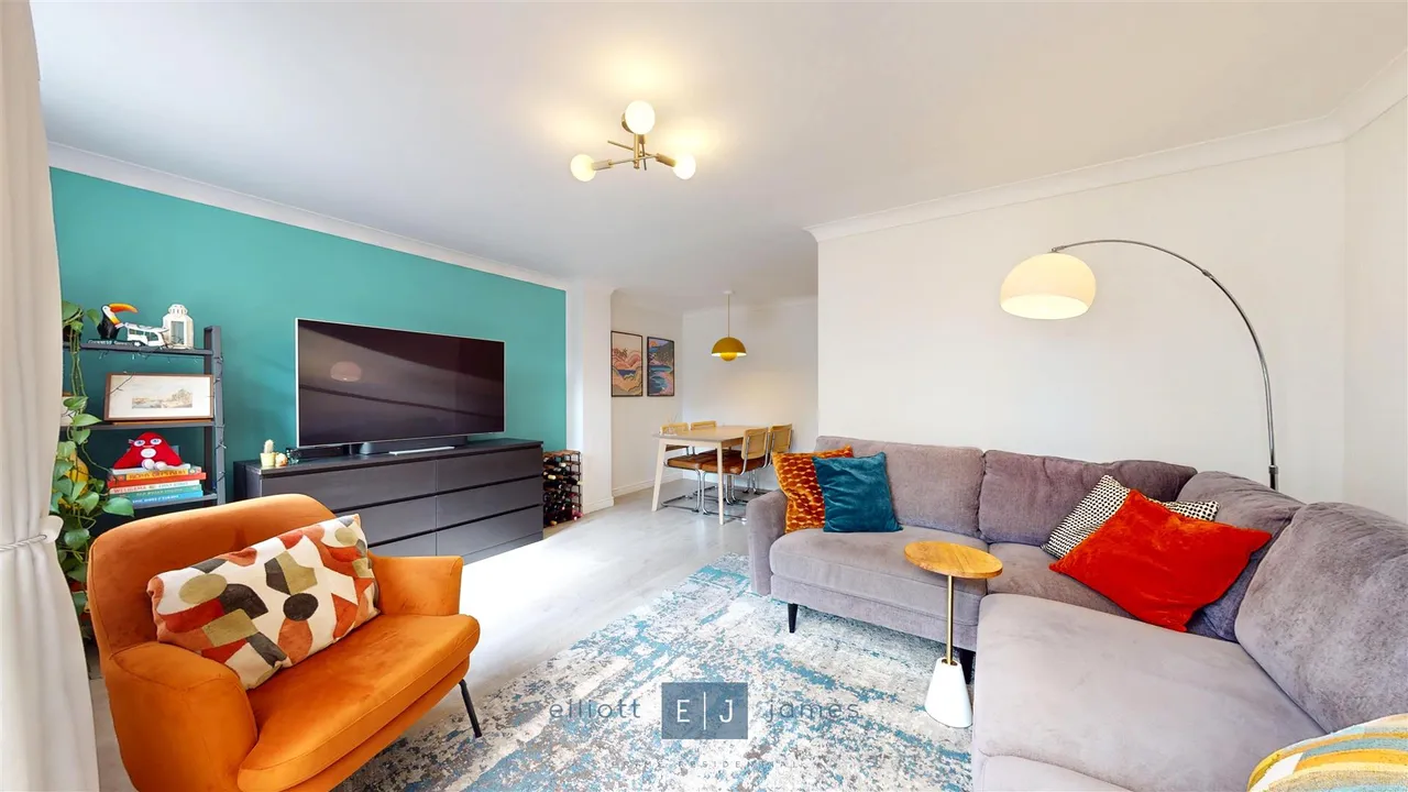 Fairmeads, Loughton, photo 9