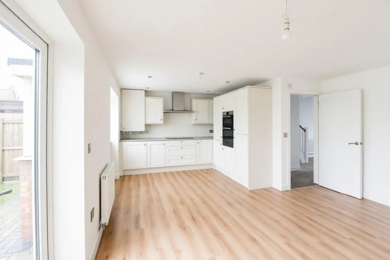 Swanlow Lane, Winsford, photo 7