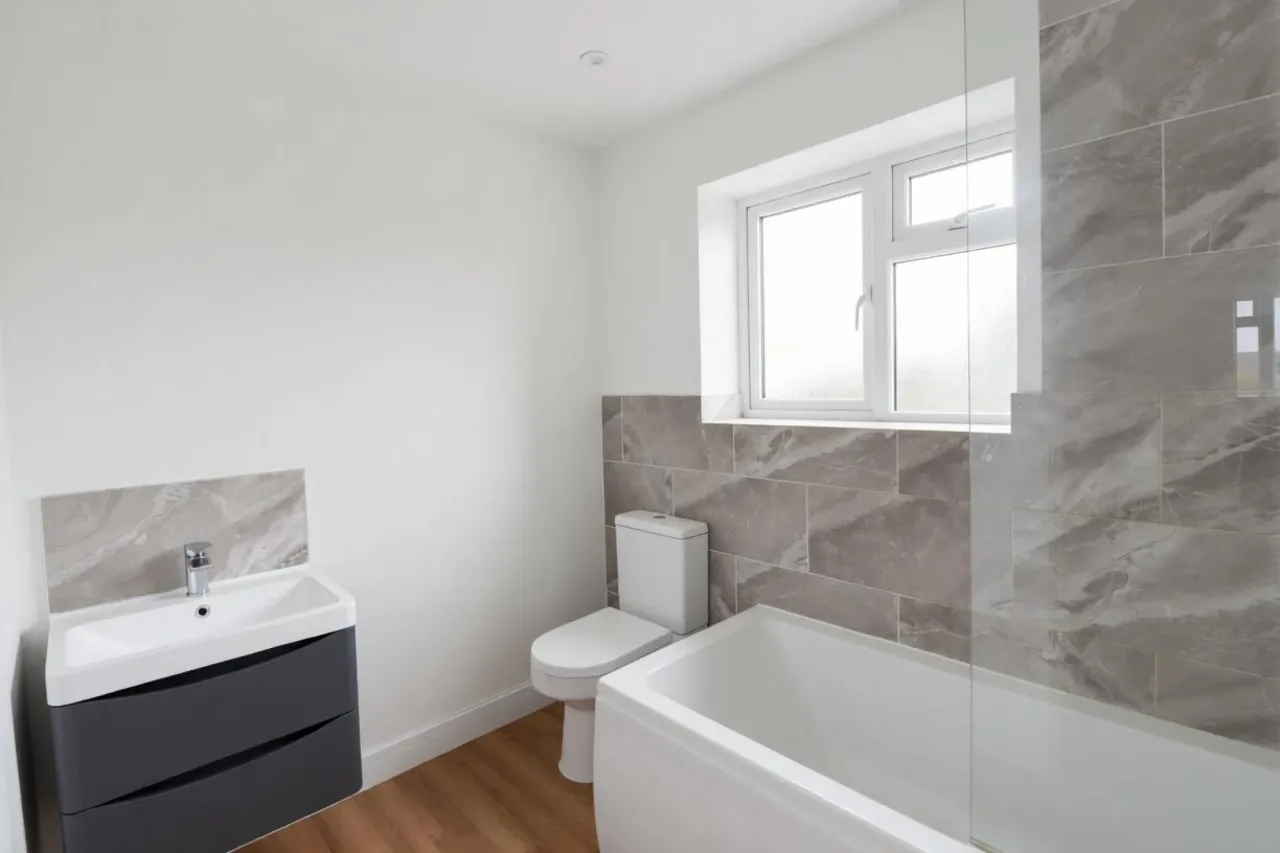 Swanlow Lane, Winsford, photo 19