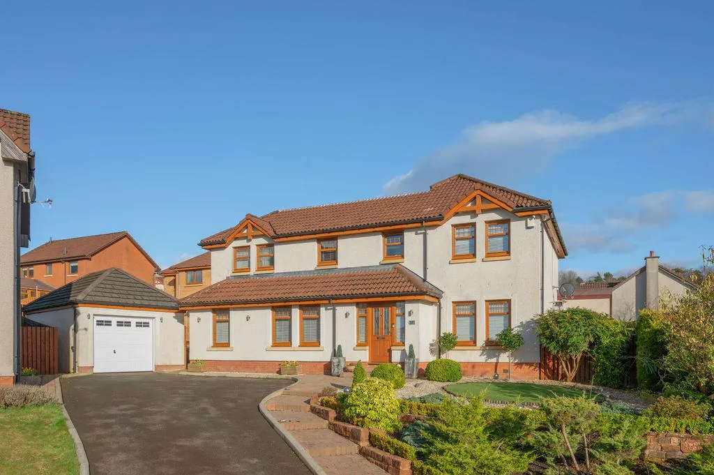 4 bed house for sale — Glen Sannox Loan, Craigmarloch, G68 0DG
