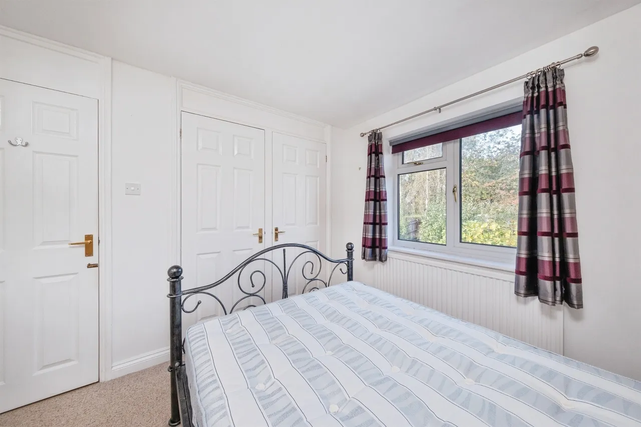 Cheyne Close, Buckingham, MK18, photo 14