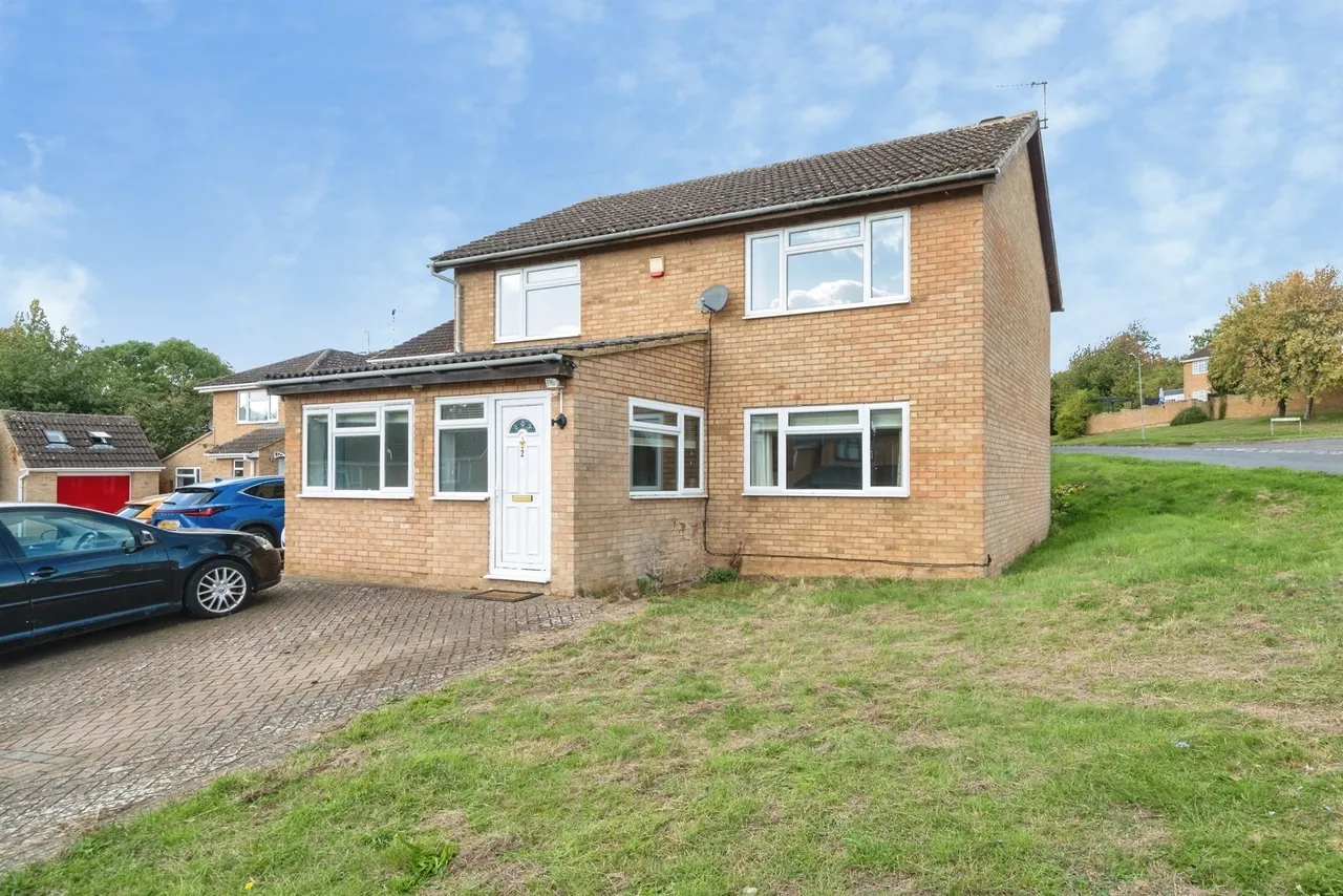 4 bed house for sale, Cheyne Close, Buckingham, MK18