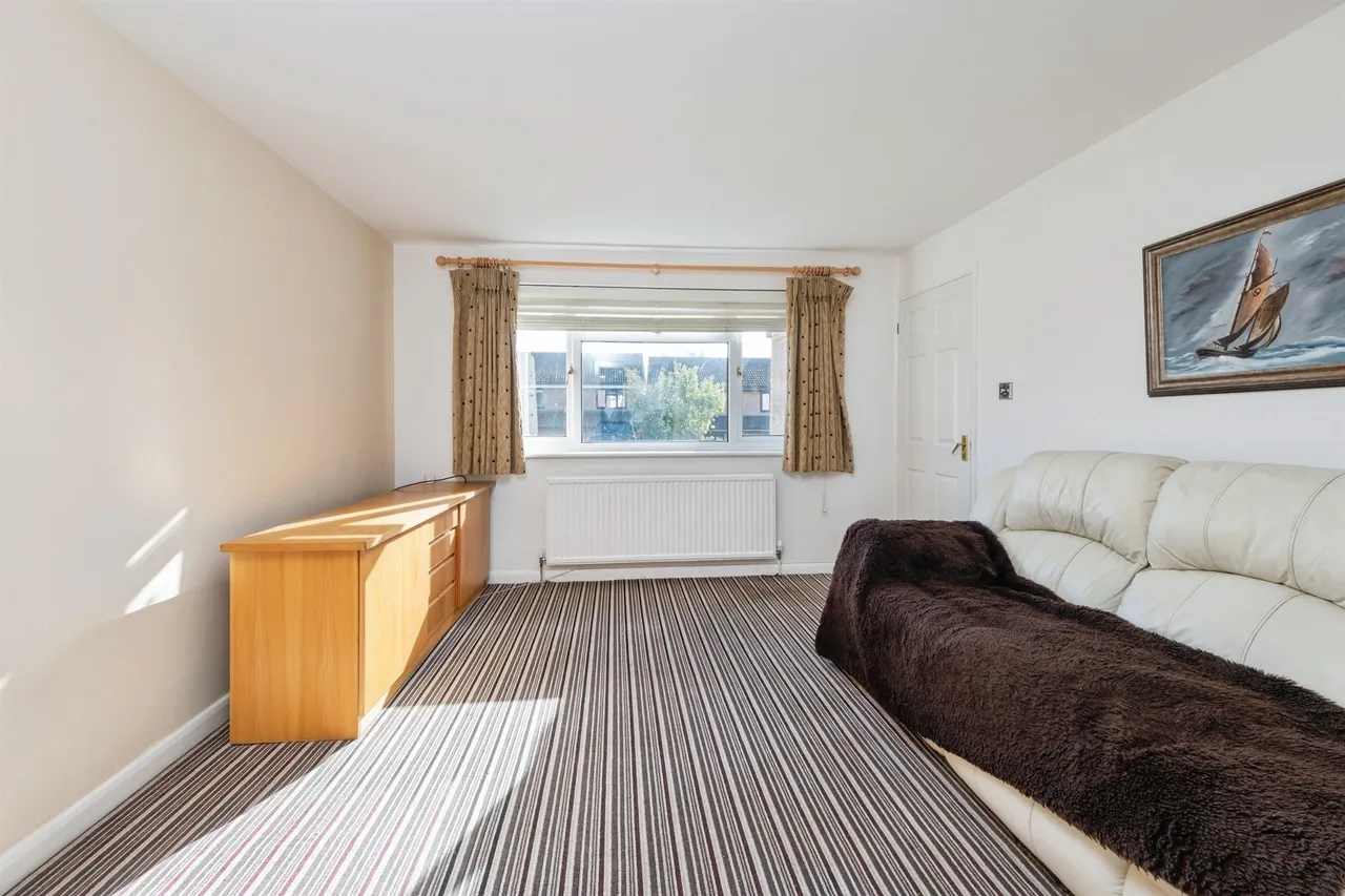 Cheyne Close, Buckingham, MK18, photo 6