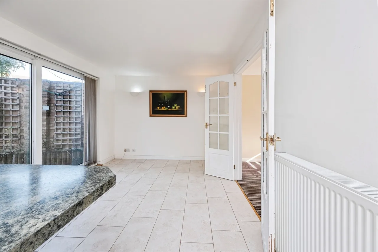 Cheyne Close, Buckingham, MK18, photo 5