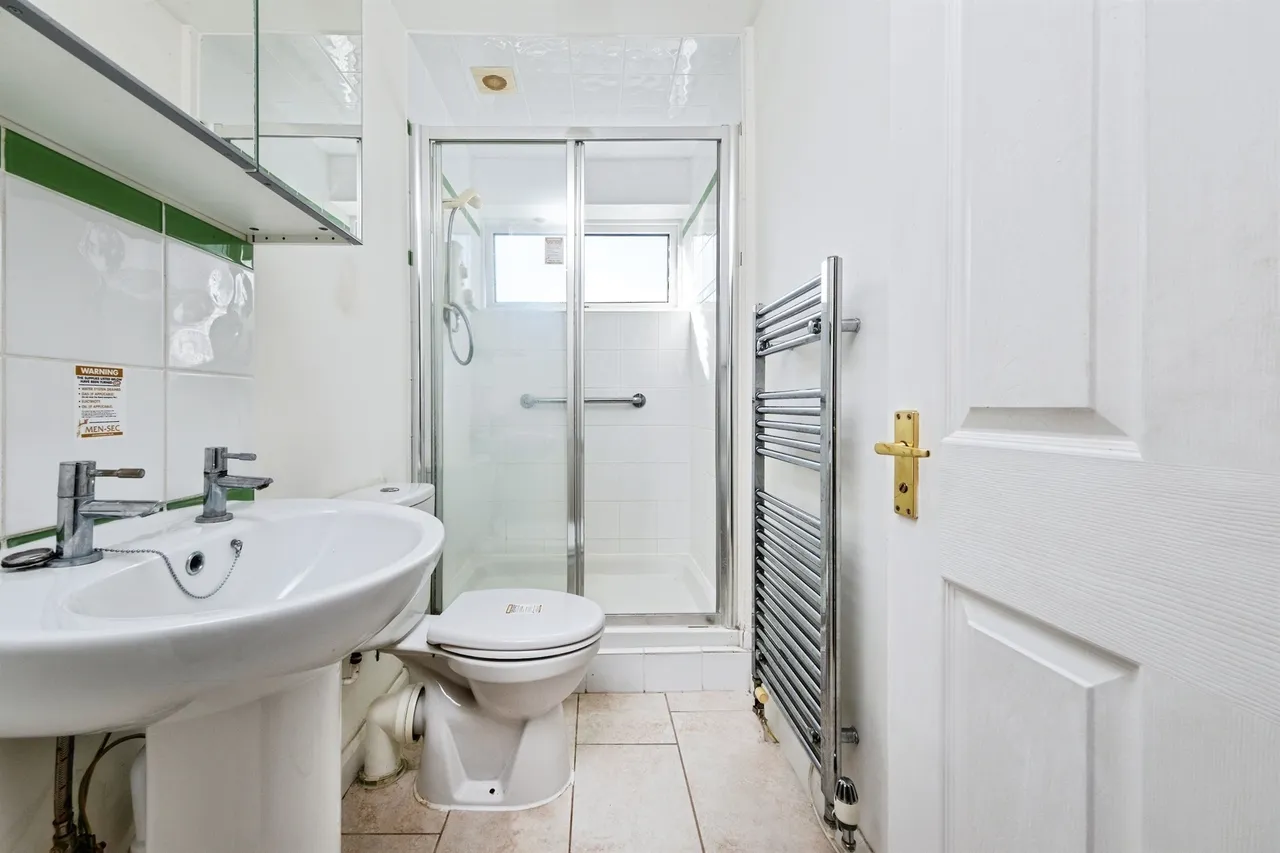 Cheyne Close, Buckingham, MK18, photo 9