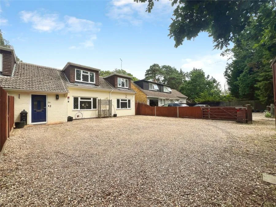 Barkham Ride, Finchampstead, RG40, photo 23